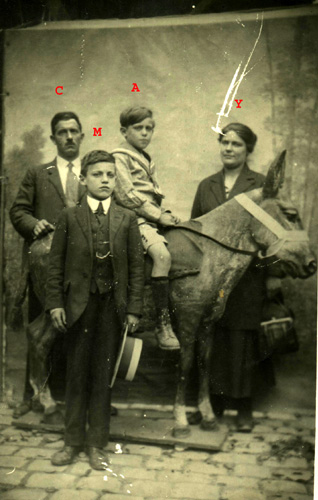 Guenier Charles et sa famille
